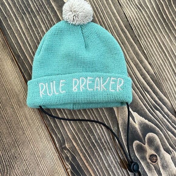 🌟18x Host Pick🌟Rule Maker & Rule Breaker Matching Beanies - Picture 2 of 3